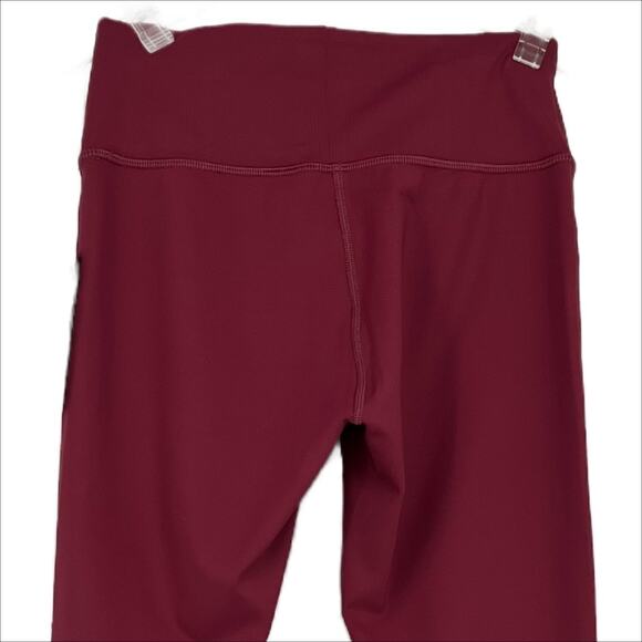 Peloton Women's Move Mission Rib Insert Legging in Maroon Size Small - Picture 4 of 7